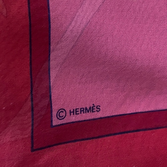 VINTAGE HERMÈS PARIS AU CLAIR DE LA MER SILK CHIFFON SCARF - Picture 4 of 14
